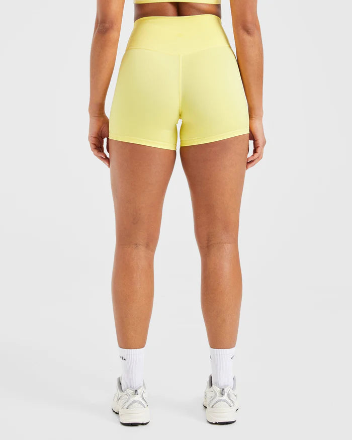 Staple Shorts - Pastel Lemon
