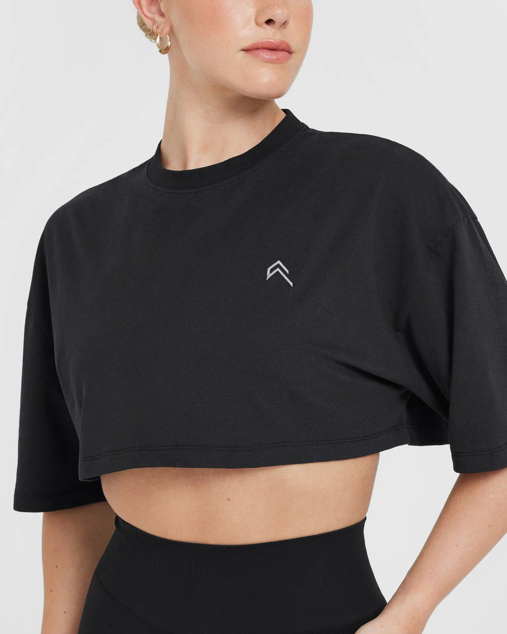 Classic Relaxed Crop Lightweight T-Shirt - Black