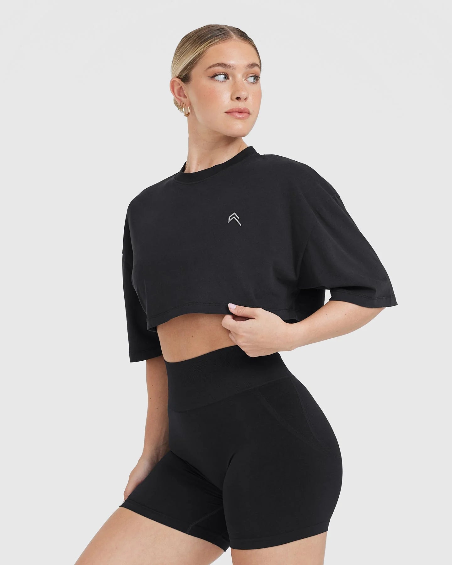 Classic Relaxed Crop Lightweight T-Shirt - Black